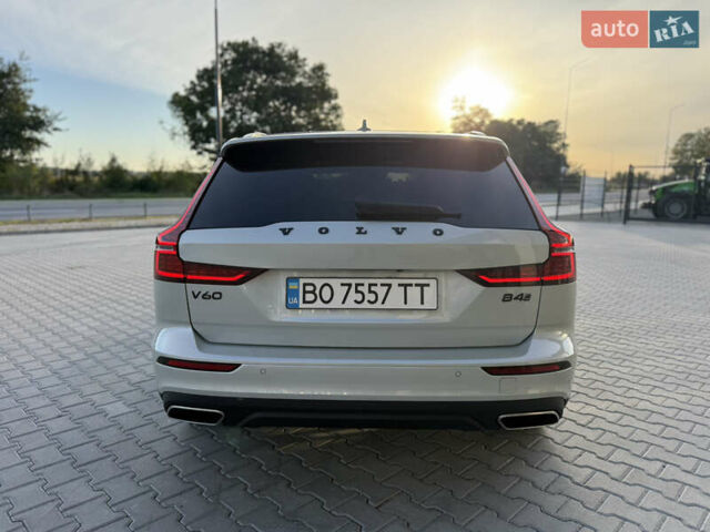 Серый Вольво V60 Cross Country, объемом двигателя 1.97 л и пробегом 137 тыс. км за 37400 $, фото 10 на Automoto.ua