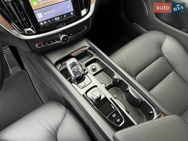 Сірий Вольво V60 Cross Country, об'ємом двигуна 1.97 л та пробігом 12 тис. км за 39900 $, фото 45 на Automoto.ua