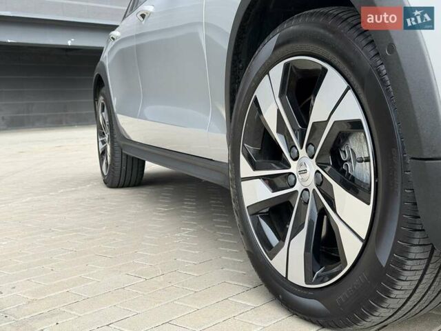 Сірий Вольво V60 Cross Country, об'ємом двигуна 1.97 л та пробігом 12 тис. км за 39900 $, фото 23 на Automoto.ua