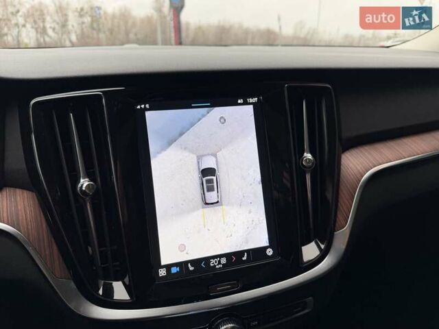 Сірий Вольво V60 Cross Country, об'ємом двигуна 1.97 л та пробігом 12 тис. км за 39900 $, фото 51 на Automoto.ua
