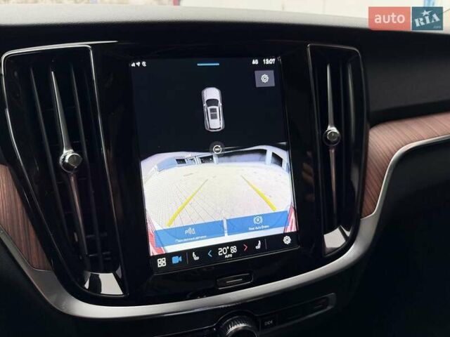 Сірий Вольво V60 Cross Country, об'ємом двигуна 1.97 л та пробігом 12 тис. км за 39900 $, фото 46 на Automoto.ua
