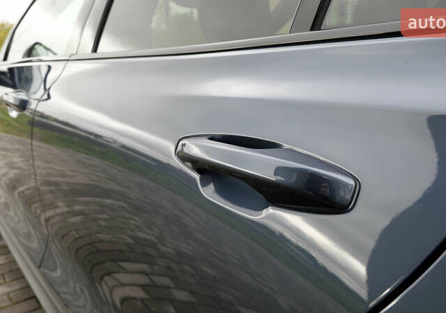 Синий Вольво V60 Cross Country, объемом двигателя 1.97 л и пробегом 190 тыс. км за 32800 $, фото 14 на Automoto.ua