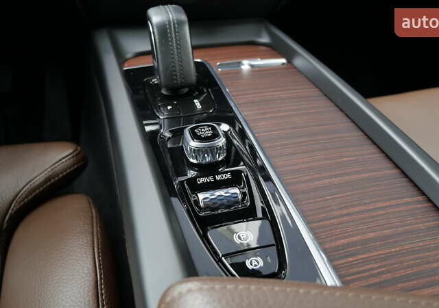 Синий Вольво V60 Cross Country, объемом двигателя 1.97 л и пробегом 190 тыс. км за 32800 $, фото 41 на Automoto.ua