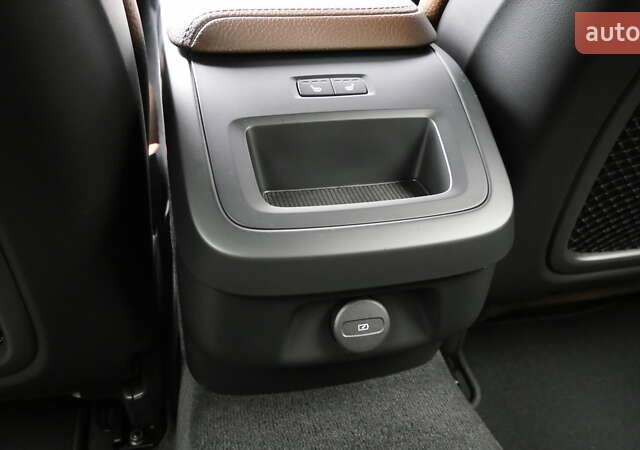 Синий Вольво V60 Cross Country, объемом двигателя 1.97 л и пробегом 190 тыс. км за 32800 $, фото 62 на Automoto.ua