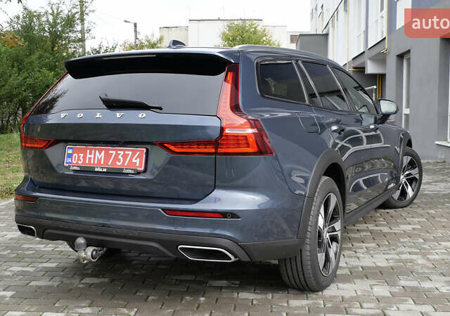 Синий Вольво V60 Cross Country, объемом двигателя 1.97 л и пробегом 190 тыс. км за 32800 $, фото 22 на Automoto.ua