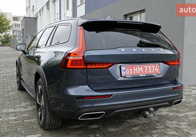 Синий Вольво V60 Cross Country, объемом двигателя 1.97 л и пробегом 190 тыс. км за 32800 $, фото 18 на Automoto.ua
