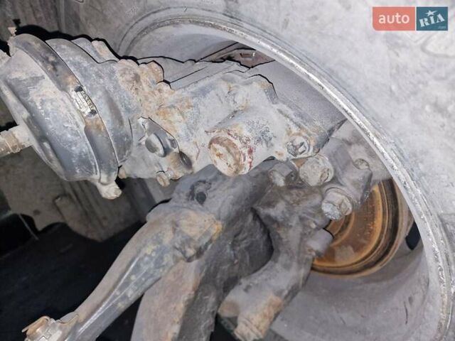 Вольво VNL 300 2002 в Днепре (Днепропетровске) на Automoto.ua Синий Вольво VNL 300, объемом двигателя 14 л и пробегом 1 тыс. км за 8500 $, фото 5 на Automoto.ua