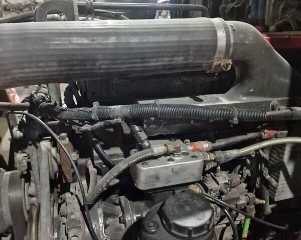 Вольво VNL 300 2002 в Днепре (Днепропетровске) на Automoto.ua Синий Вольво VNL 300, объемом двигателя 14 л и пробегом 1 тыс. км за 8500 $, фото 4 на Automoto.ua