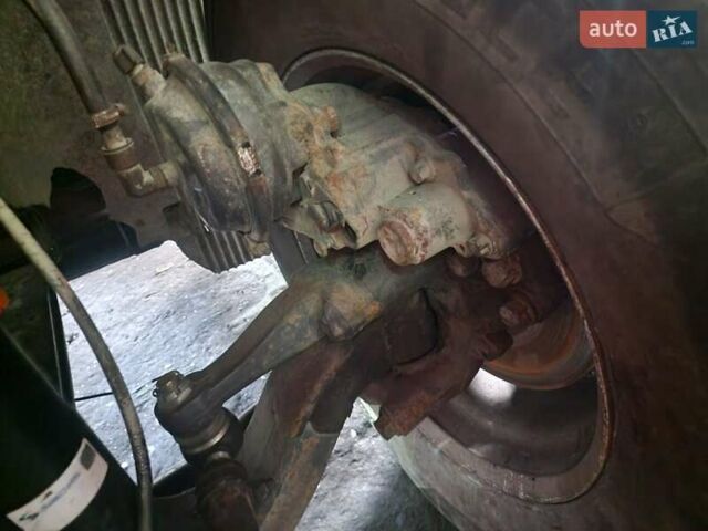 Вольво VNL 300 2002 в Днепре (Днепропетровске) на Automoto.ua Синий Вольво VNL 300, объемом двигателя 14 л и пробегом 1 тыс. км за 8500 $, фото 6 на Automoto.ua