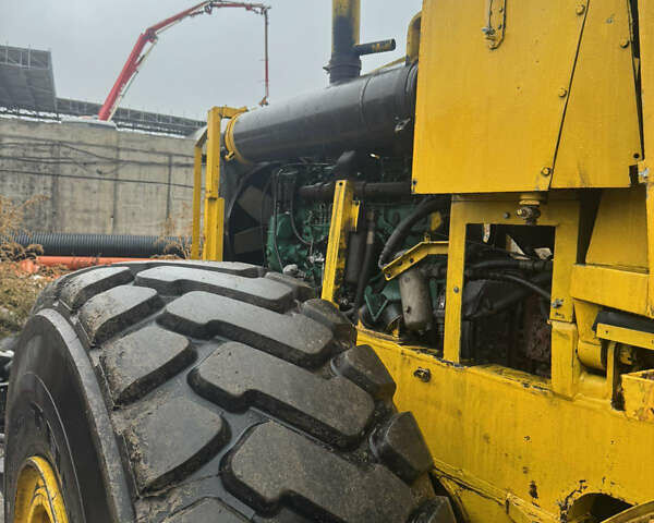 Вольво VNL 660 1989 у Умани на Automoto.ua Вольво VNL 660, об'ємом двигуна 0 л та пробігом 0 тис. км за 10000 $, фото 4 на Automoto.ua