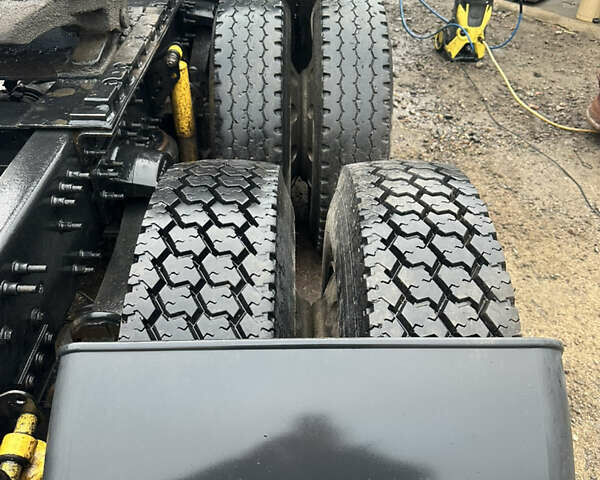 Вольво VNL 660, объемом двигателя 0 л и пробегом 785 тыс. км за 7500 $, фото 12 на Automoto.ua