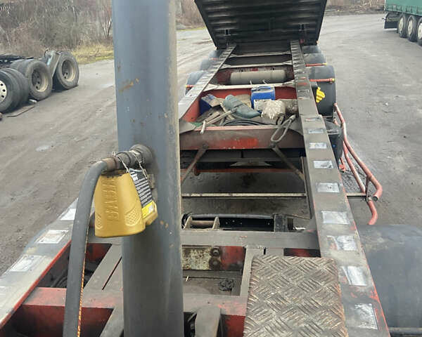 Желтый Вольво VNL 660, объемом двигателя 12.1 л и пробегом 1000 тыс. км за 25500 $, фото 20 на Automoto.ua