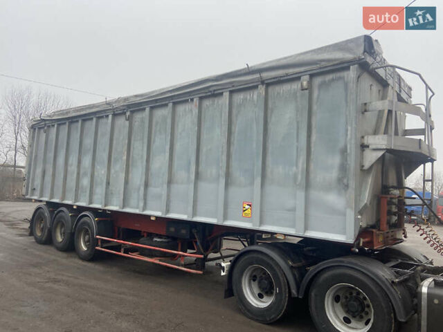 Желтый Вольво VNL 660, объемом двигателя 12.1 л и пробегом 1000 тыс. км за 25500 $, фото 25 на Automoto.ua