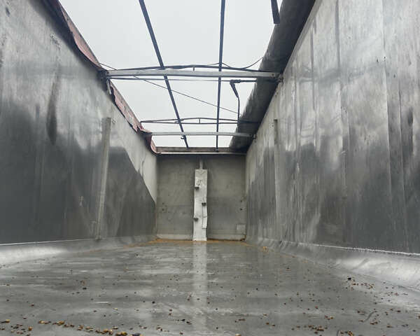 Желтый Вольво VNL 660, объемом двигателя 12.1 л и пробегом 1000 тыс. км за 25500 $, фото 27 на Automoto.ua