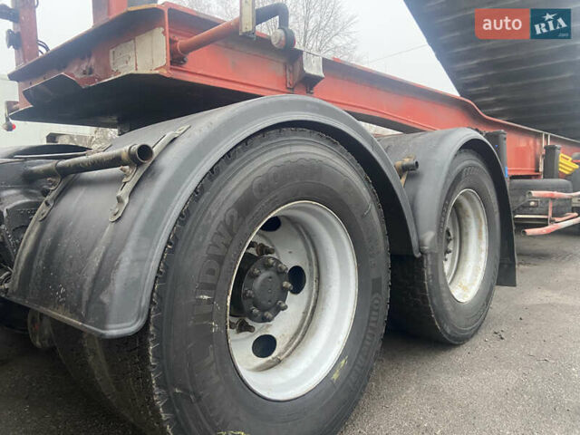 Желтый Вольво VNL 660, объемом двигателя 12.1 л и пробегом 1000 тыс. км за 25500 $, фото 21 на Automoto.ua