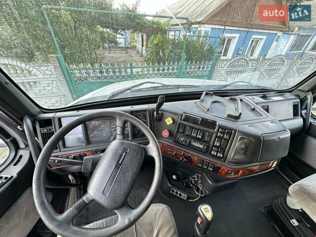 Сірий Вольво VNL 660, об'ємом двигуна 12.7 л та пробігом 940 тис. км за 17000 $, фото 10 на Automoto.ua