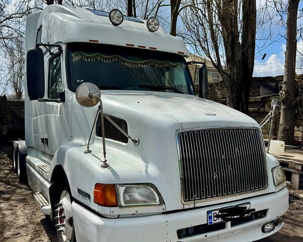 Вольво VNL 670, объемом двигателя 0 л и пробегом 777 тыс. км за 7000 $, фото 3 на Automoto.ua