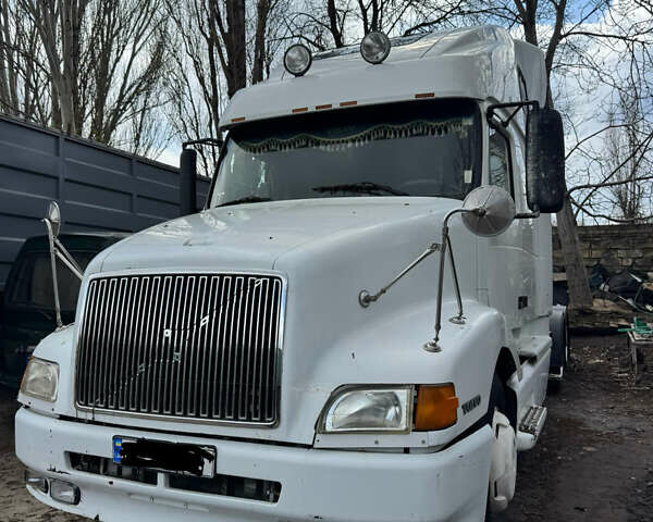 Вольво VNL 670, объемом двигателя 0 л и пробегом 777 тыс. км за 7000 $, фото 1 на Automoto.ua