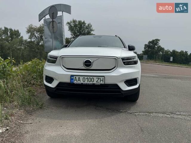 Белый Вольво XC40 Recharge, объемом двигателя 0 л и пробегом 29 тыс. км за 33000 $, фото 11 на Automoto.ua