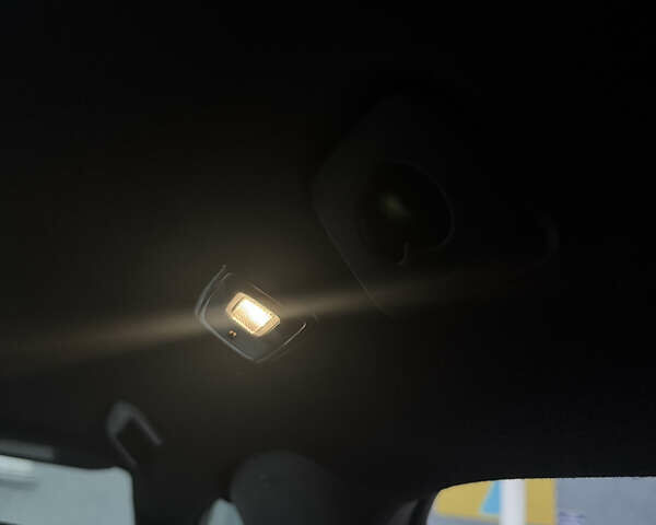 Білий Вольво XC40 Recharge, об'ємом двигуна 0 л та пробігом 82 тис. км за 28500 $, фото 28 на Automoto.ua