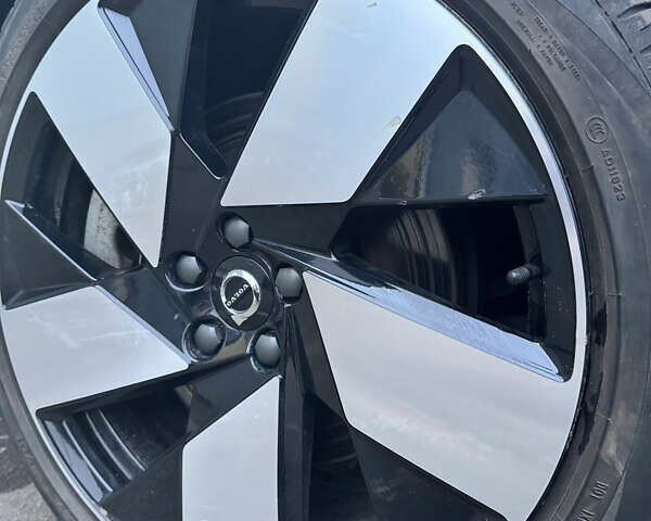 Білий Вольво XC40 Recharge, об'ємом двигуна 0 л та пробігом 82 тис. км за 28500 $, фото 6 на Automoto.ua