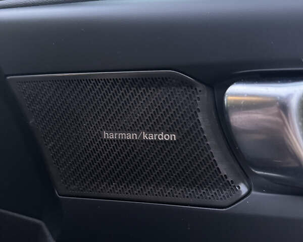 Білий Вольво XC40 Recharge, об'ємом двигуна 0 л та пробігом 82 тис. км за 28500 $, фото 29 на Automoto.ua
