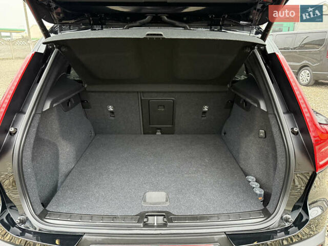 Черный Вольво XC40 Recharge, объемом двигателя 0 л и пробегом 140 тыс. км за 24200 $, фото 56 на Automoto.ua