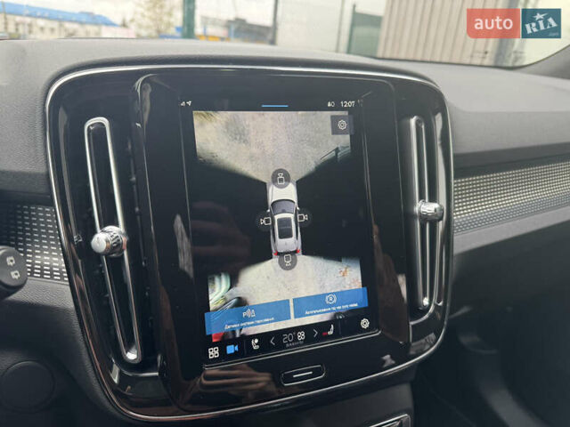 Чорний Вольво XC40 Recharge, об'ємом двигуна 0 л та пробігом 223 тис. км за 22900 $, фото 21 на Automoto.ua