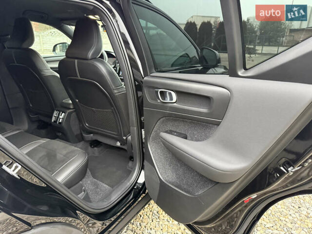 Черный Вольво XC40 Recharge, объемом двигателя 0 л и пробегом 140 тыс. км за 24200 $, фото 40 на Automoto.ua