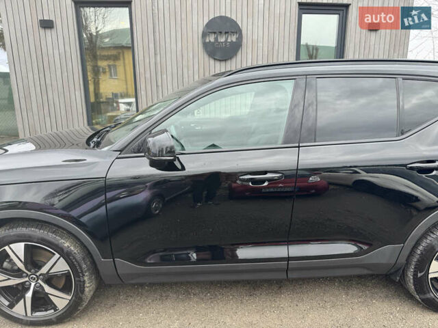 Чорний Вольво XC40 Recharge, об'ємом двигуна 0 л та пробігом 223 тис. км за 22900 $, фото 10 на Automoto.ua