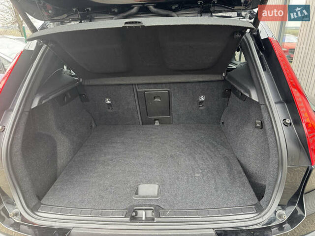 Чорний Вольво XC40 Recharge, об'ємом двигуна 0 л та пробігом 223 тис. км за 22900 $, фото 22 на Automoto.ua