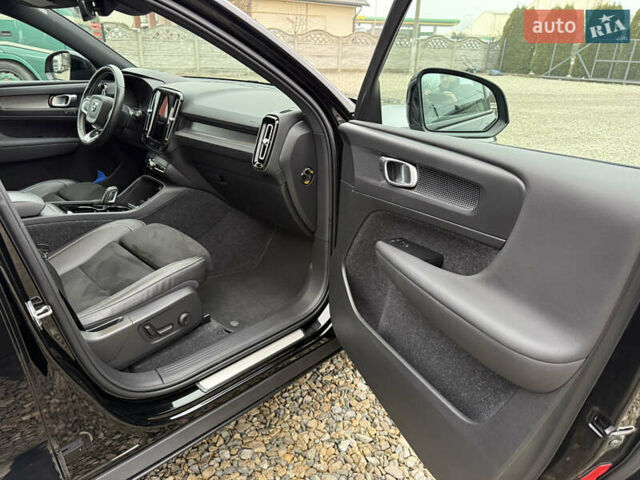 Черный Вольво XC40 Recharge, объемом двигателя 0 л и пробегом 140 тыс. км за 24200 $, фото 47 на Automoto.ua