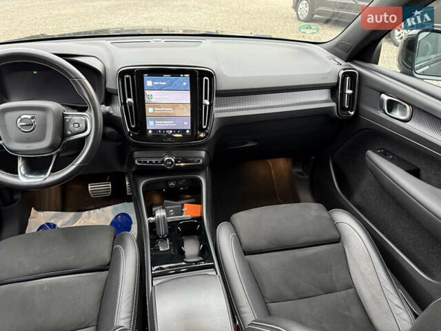 Черный Вольво XC40 Recharge, объемом двигателя 0 л и пробегом 140 тыс. км за 24200 $, фото 45 на Automoto.ua
