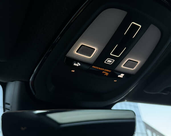 Черный Вольво XC40 Recharge, объемом двигателя 0 л и пробегом 38 тыс. км за 24800 $, фото 68 на Automoto.ua