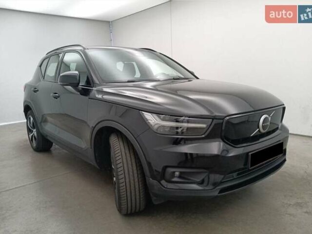 Чорний Вольво XC40 Recharge, об'ємом двигуна 0 л та пробігом 83 тис. км за 27000 $, фото 2 на Automoto.ua