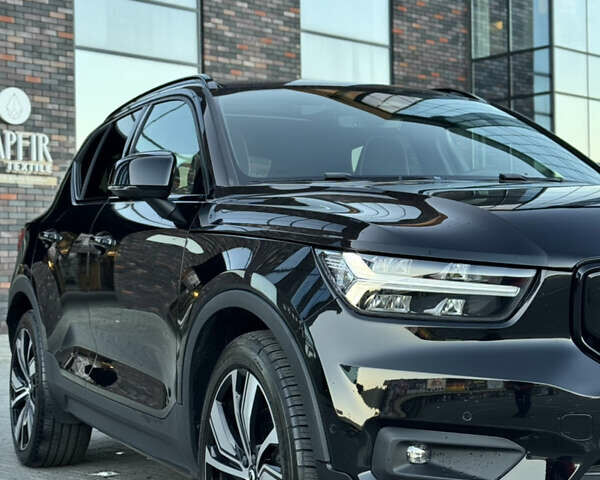 Черный Вольво XC40 Recharge, объемом двигателя 0 л и пробегом 38 тыс. км за 24800 $, фото 13 на Automoto.ua