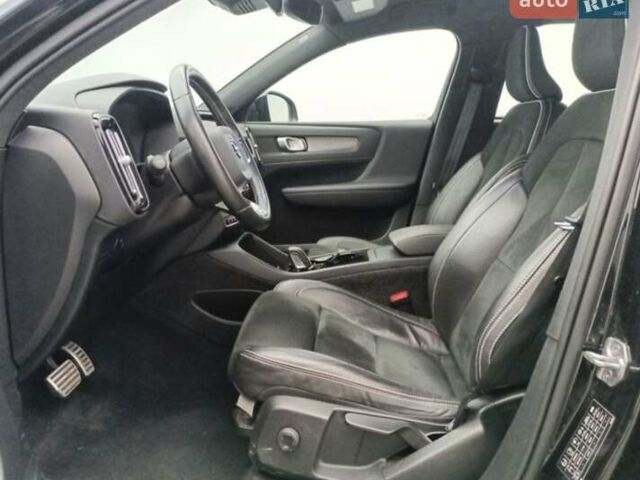 Чорний Вольво XC40 Recharge, об'ємом двигуна 0 л та пробігом 83 тис. км за 27000 $, фото 10 на Automoto.ua