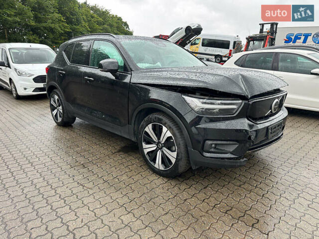 Черный Вольво XC40 Recharge, объемом двигателя 0 л и пробегом 195 тыс. км за 16200 $, фото 3 на Automoto.ua