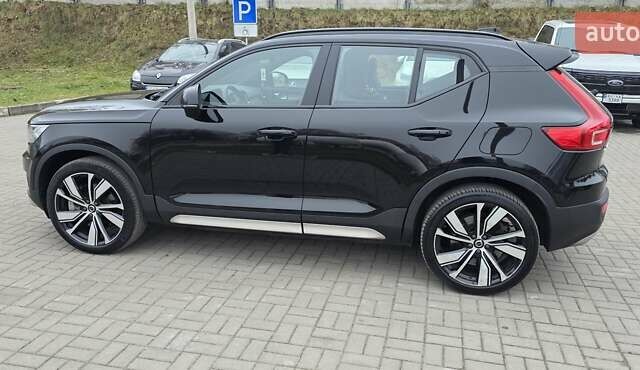 Чорний Вольво XC40 Recharge, об'ємом двигуна 0 л та пробігом 138 тис. км за 28800 $, фото 32 на Automoto.ua