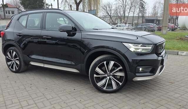 Чорний Вольво XC40 Recharge, об'ємом двигуна 0 л та пробігом 138 тис. км за 28800 $, фото 52 на Automoto.ua