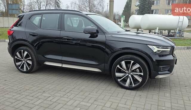 Чорний Вольво XC40 Recharge, об'ємом двигуна 0 л та пробігом 138 тис. км за 28800 $, фото 12 на Automoto.ua