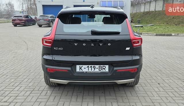 Чорний Вольво XC40 Recharge, об'ємом двигуна 0 л та пробігом 138 тис. км за 28800 $, фото 24 на Automoto.ua