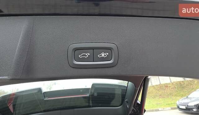 Чорний Вольво XC40 Recharge, об'ємом двигуна 0 л та пробігом 138 тис. км за 28800 $, фото 86 на Automoto.ua