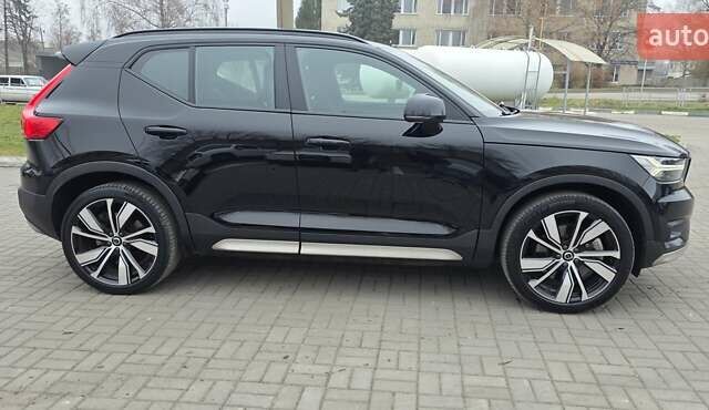 Чорний Вольво XC40 Recharge, об'ємом двигуна 0 л та пробігом 138 тис. км за 28800 $, фото 14 на Automoto.ua