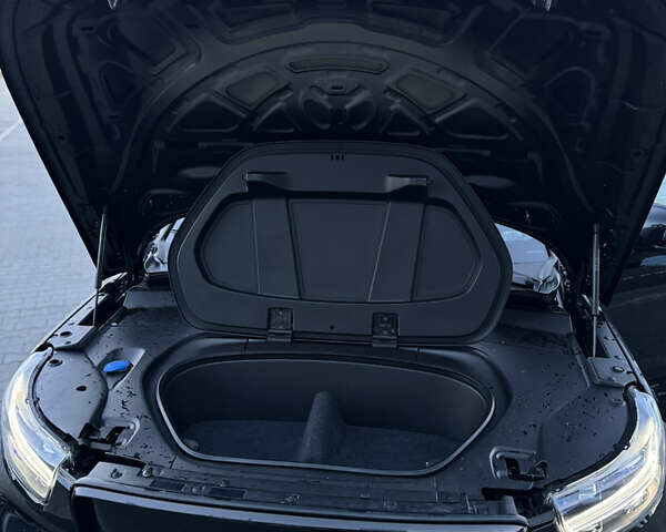 Черный Вольво XC40 Recharge, объемом двигателя 0 л и пробегом 38 тыс. км за 24800 $, фото 85 на Automoto.ua