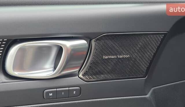 Чорний Вольво XC40 Recharge, об'ємом двигуна 0 л та пробігом 138 тис. км за 28800 $, фото 65 на Automoto.ua