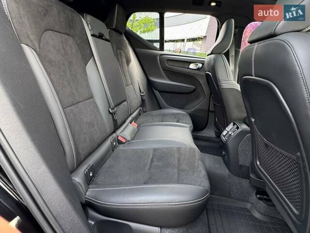 Черный Вольво XC40 Recharge, объемом двигателя 0 л и пробегом 17 тыс. км за 27490 $, фото 9 на Automoto.ua