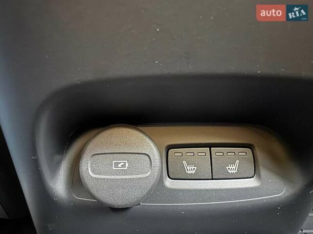 Черный Вольво XC40 Recharge, объемом двигателя 0 л и пробегом 17 тыс. км за 27490 $, фото 14 на Automoto.ua