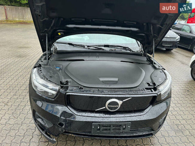 Черный Вольво XC40 Recharge, объемом двигателя 0 л и пробегом 195 тыс. км за 16200 $, фото 16 на Automoto.ua