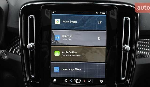 Чорний Вольво XC40 Recharge, об'ємом двигуна 0 л та пробігом 138 тис. км за 28800 $, фото 120 на Automoto.ua